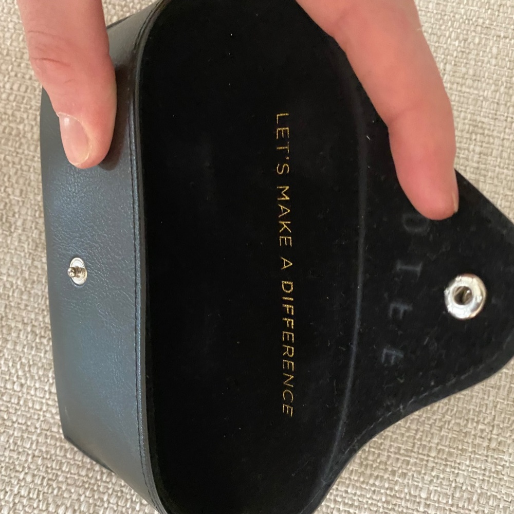 DIFF Aviator Sunglasses - never worn - Picture 4 of 5